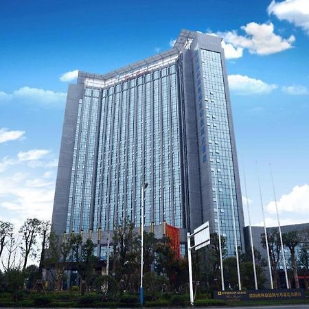 Wyndham Grand Plaza Royale Xianglin Shaoyang Hotel Buitenkant foto
