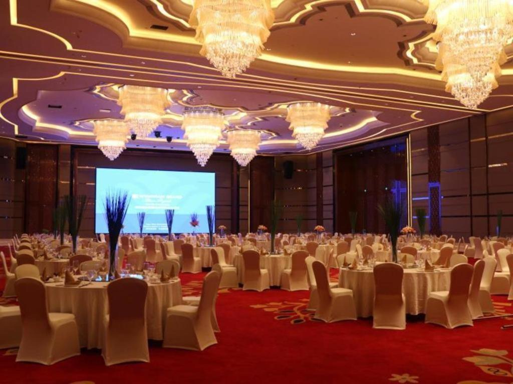 Wyndham Grand Plaza Royale Xianglin Shaoyang Hotel Buitenkant foto