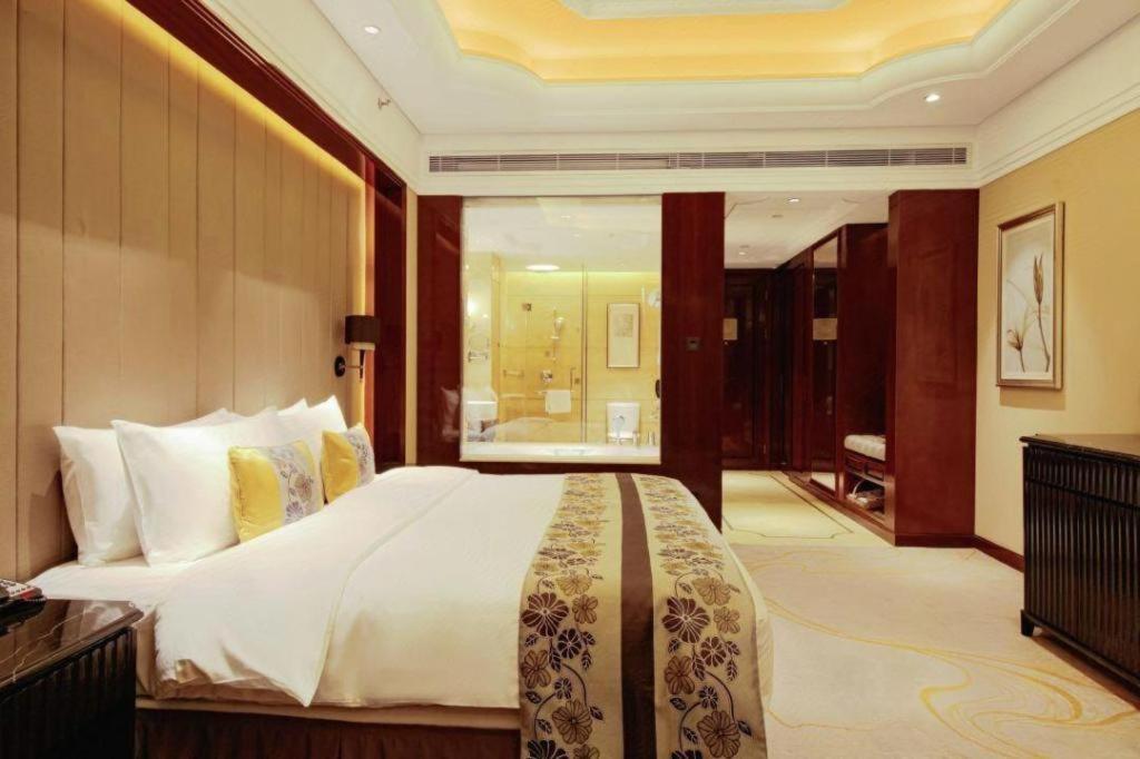 Wyndham Grand Plaza Royale Xianglin Shaoyang Hotel Buitenkant foto