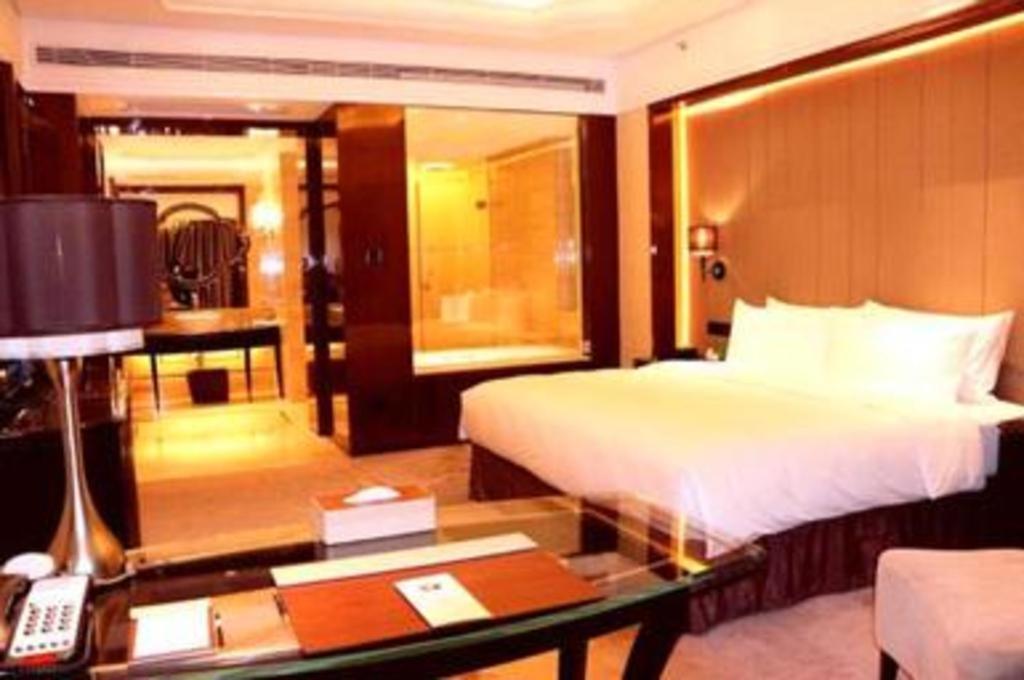 Wyndham Grand Plaza Royale Xianglin Shaoyang Hotel Buitenkant foto