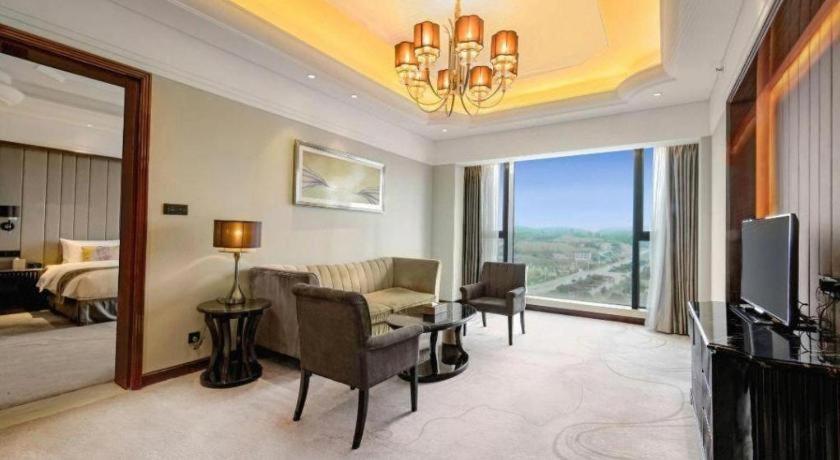 Wyndham Grand Plaza Royale Xianglin Shaoyang Hotel Buitenkant foto